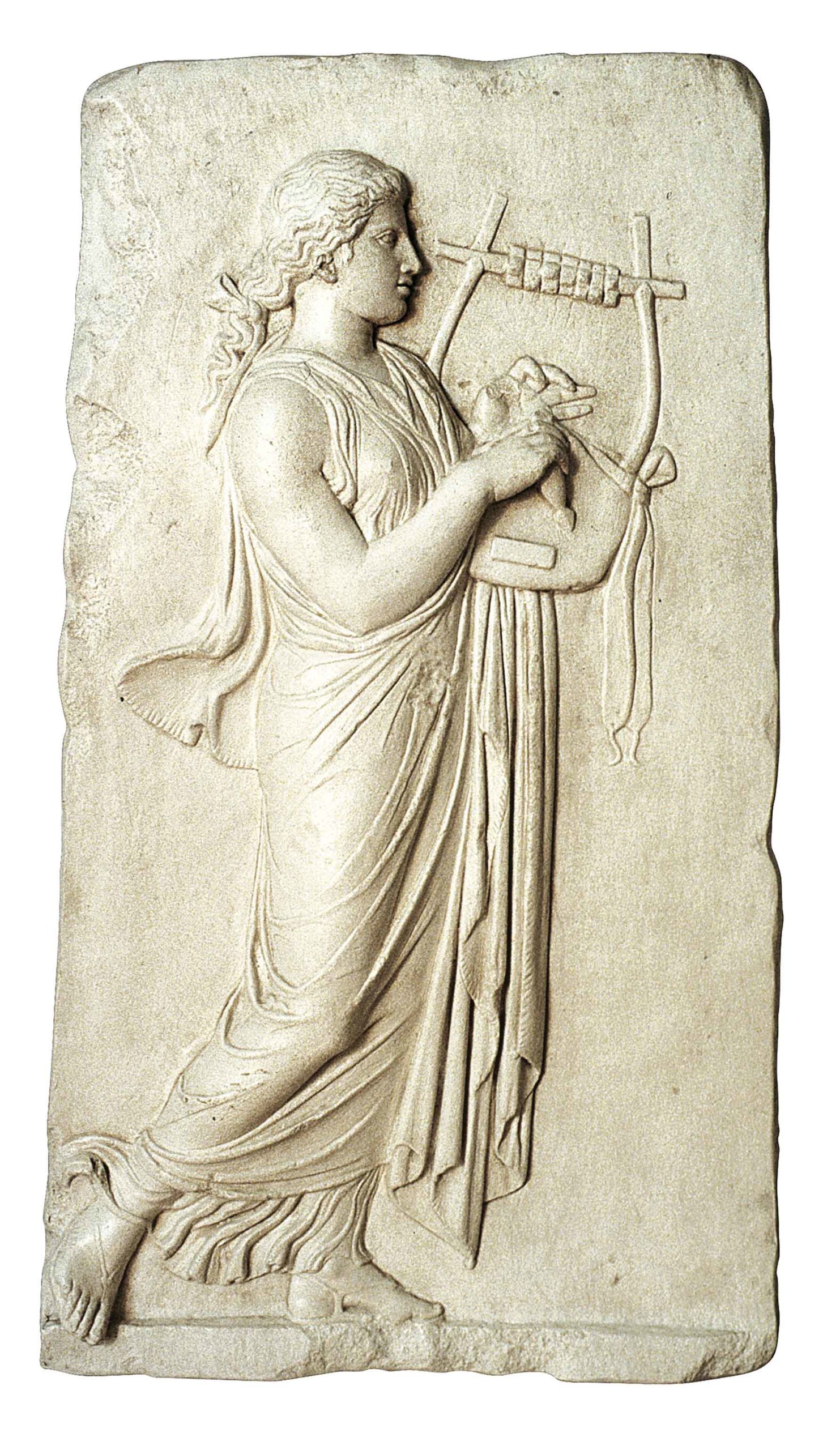Suonatrice di Lyra (scultura in gesso)
